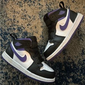 Toddler Jordan 1 Mid